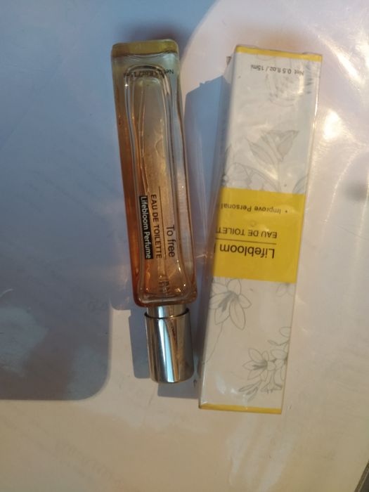 Продам духи и лак  от Miniso