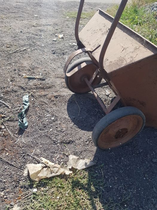 Продам телегу б,у..