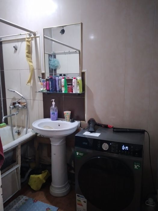 Срочно продаётся своя 2х комнатная квартира