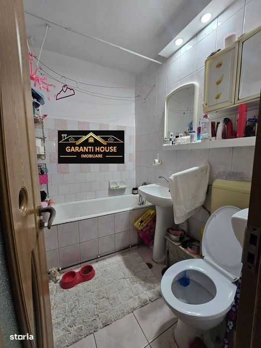 Republicii, apartament cu 2 camere, decomandat, 65 900€ negociabil