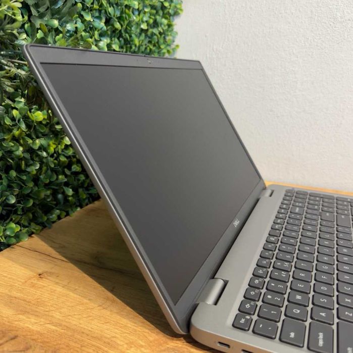 DELL Precision 3581 Intel Core i7-13800H SSD 512GB RAM 16GB DDR5 RTX A500 4GB - GARANTIE 12 LUNI | TrueGSM