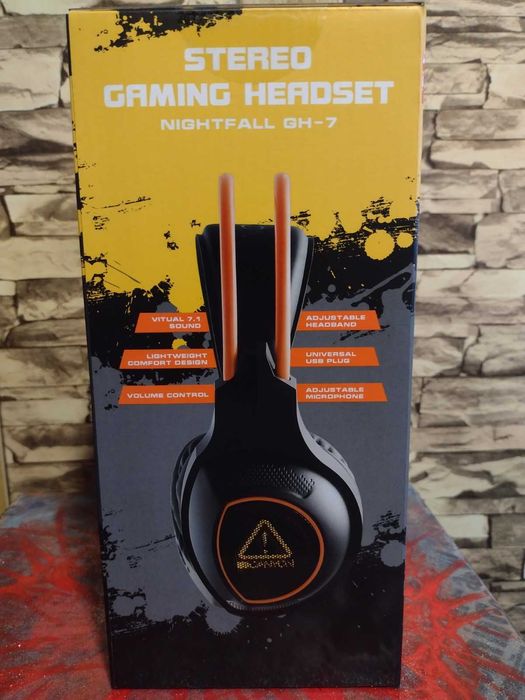 НОВИ - Гейминг слушалки с микрофон