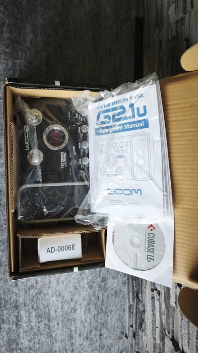 Procesor multiefect chitară Zoom G2.1u – Amp Modeling, USB Audio Interface și pedală de expresie