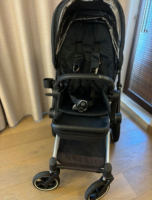 Бебешка количка Cybex PRIAM с чадър, дъждобран и чаша