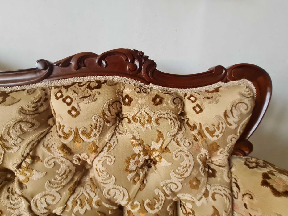 Продавам холова гарнитура - барок