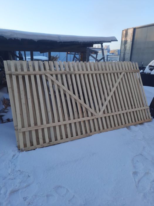 Деревянный забор