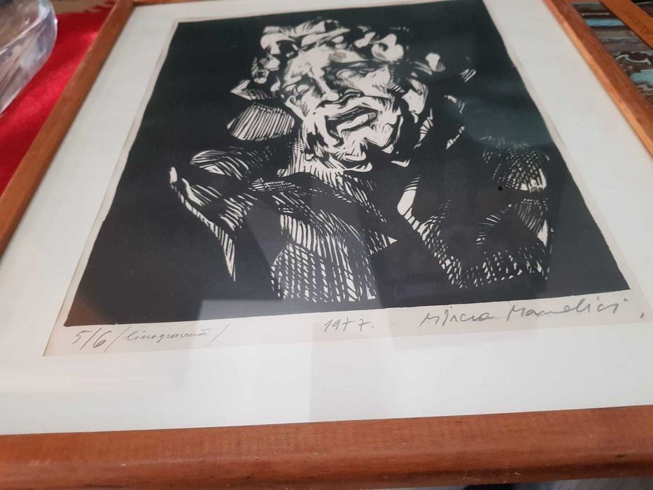 Gravura (inramata) - pe linoleum nr. 5/6 Artist Grafician Mircea Manelici 1977 - Portret Lancoon Linogravura Dedicatie 1986 semantura