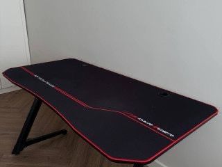 Игровое кресло DXRacer