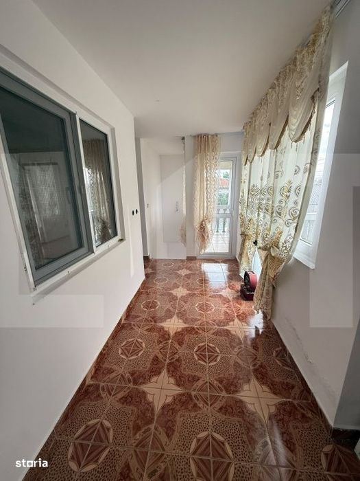 Casa individuala, 135 mp, teren 1287 mp - zona Curtesti