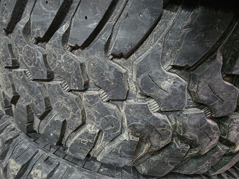 Резина 35x12,5 R17 MT