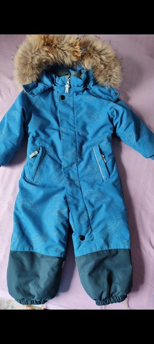 Продам  2 зимних комбинезона