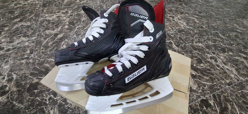 Продаются коньки