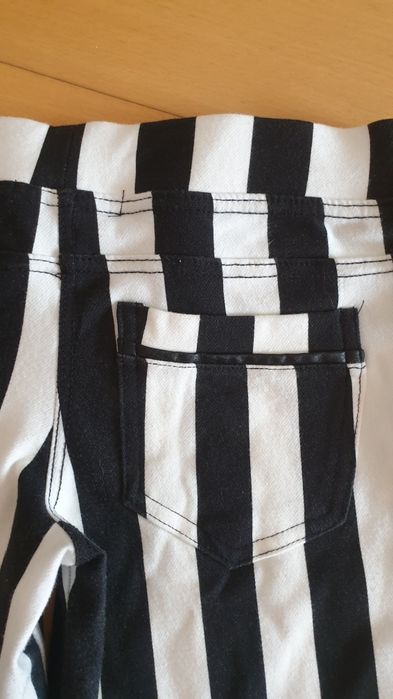 Pantaloni supraelastic, tip eager