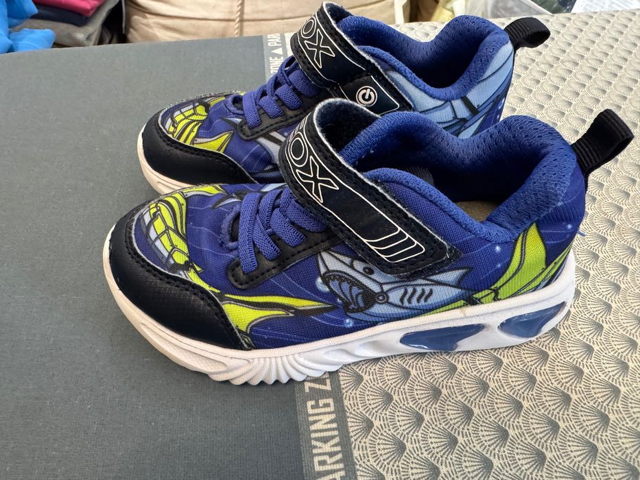 Обувки Geox 27 номер