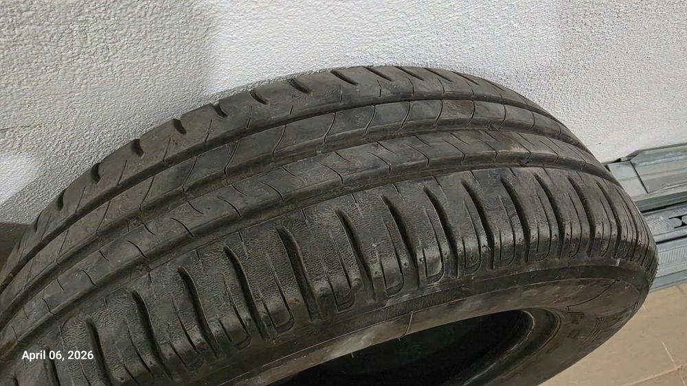 Продавам комплект летни гуми Michelin 185/65 R15