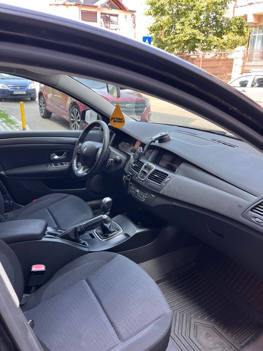 Renault Laguna din 2010 motor 1.5 motorina euro 5 km 220000