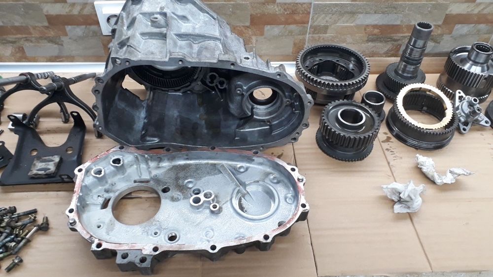 Раздатка на части за Тойота ланд крузер  J  120 - дизел