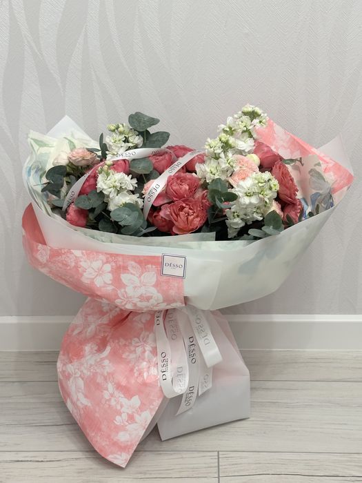 Продам цветы красивая композиция