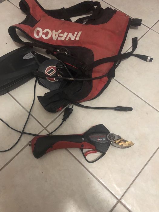 Foarfeca pomi vie Infaco 3010 in stare foarte buna