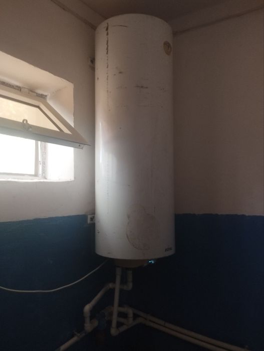 Квартира сотилади 3хона тинчлик қўрғонида