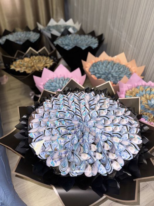 Денежный букетики ВАУ эмоций