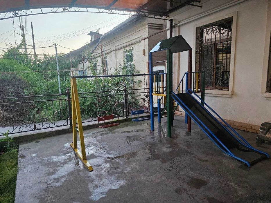 Продаётся Детские качели и горка для двора / дачи / детского сада