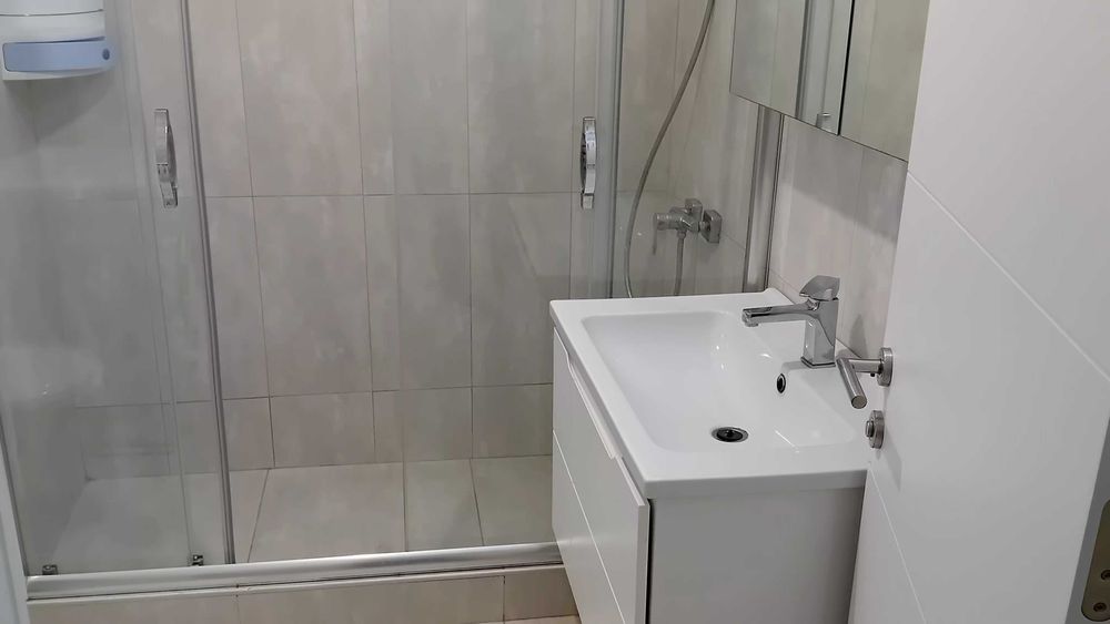 Inchiriere studio 38 mp Inel 2mobilat ,gaze, ,termen lung! 320 euro / luna