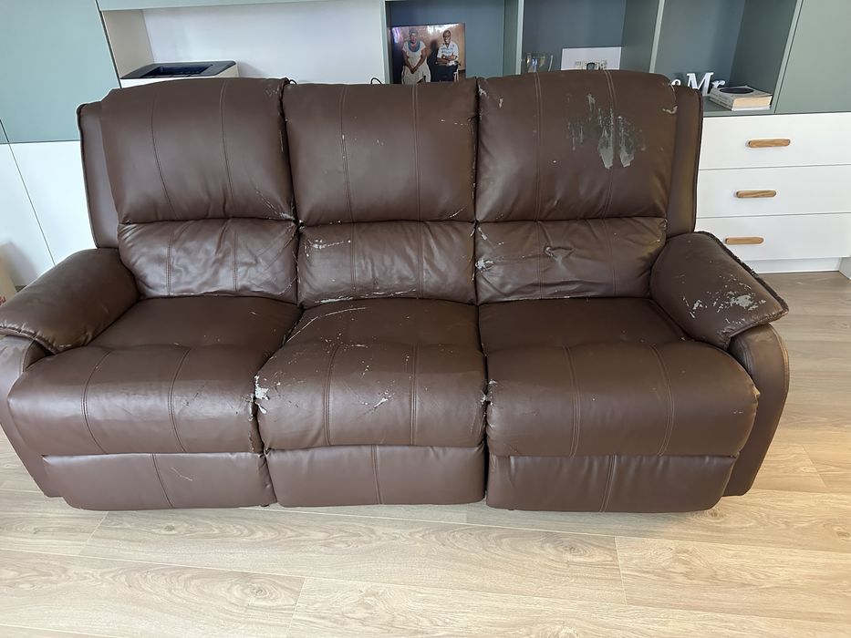 Продавам Диван с функция релакс