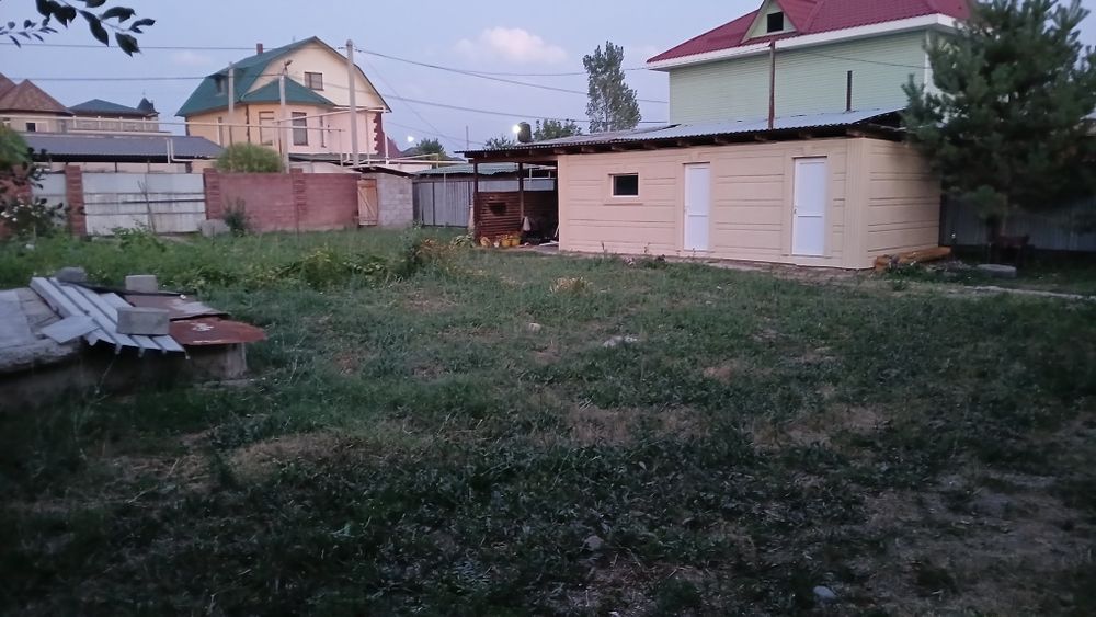 Продаётся дом из 3 комнат 8сот земли