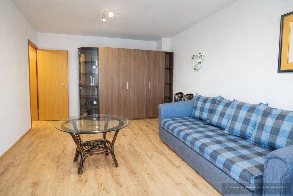 Дава се под наем Двустаен апартамент в Варна, Автогара - 60 кв.м за 488.58 € - Снимка #1