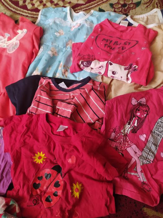 Продам много детской одежды