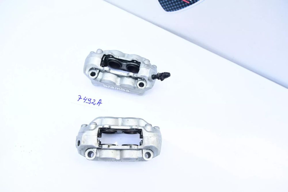 Ducati Monster 796 696 Hypermotard radial Brembo etriere stânga