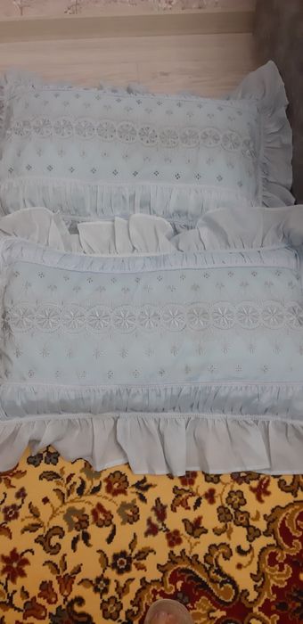 Ценителям настоящего декора и искусства!Покрывало нежно-голубое в комп