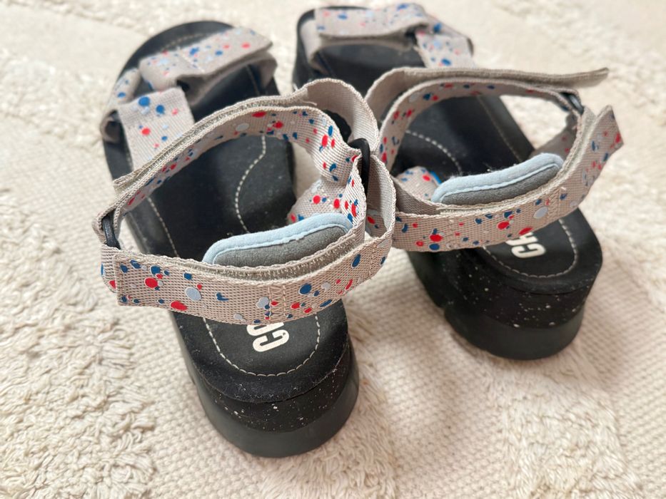 Camper Oruga Up сандали