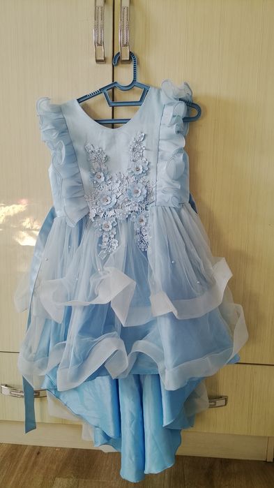 Продам красивое платье