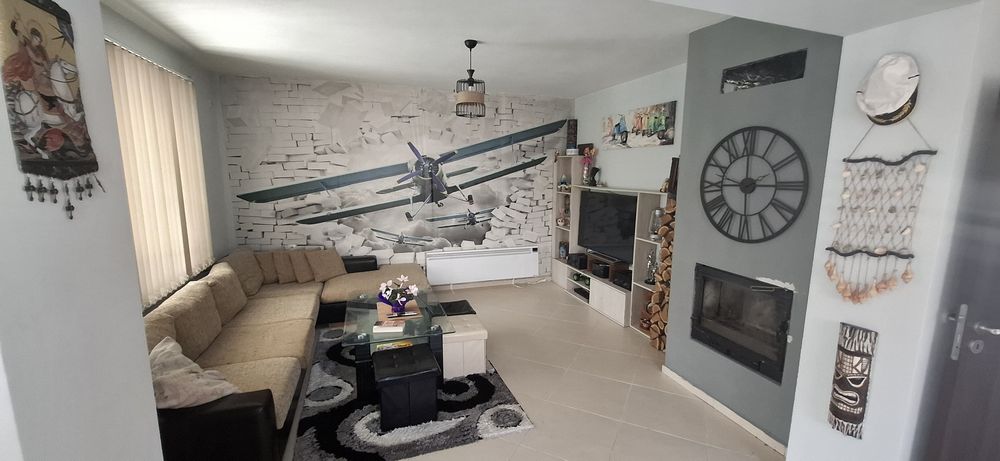 Къща за гости "Спирката" в село Хотово.