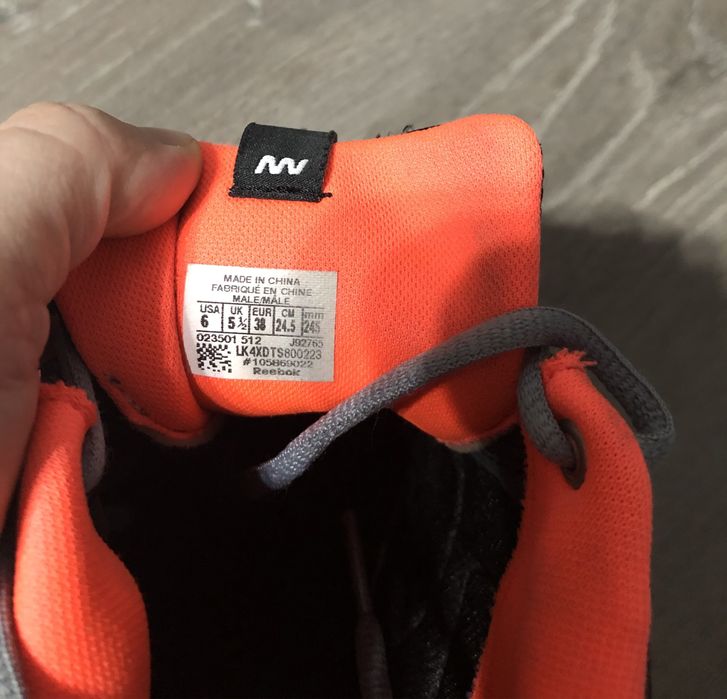 Adidasi reebok marime 38 adidasi sport 38 adidasi alergat reebok 38