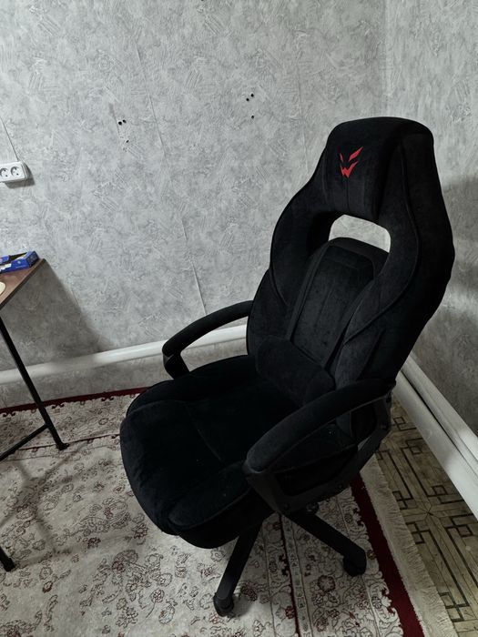 Компьютерное кресло