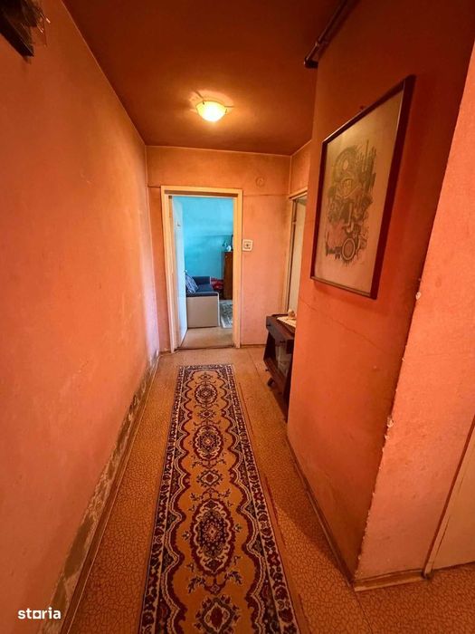 Apartament 3 camere zona TRACTORUL,str Gloriei