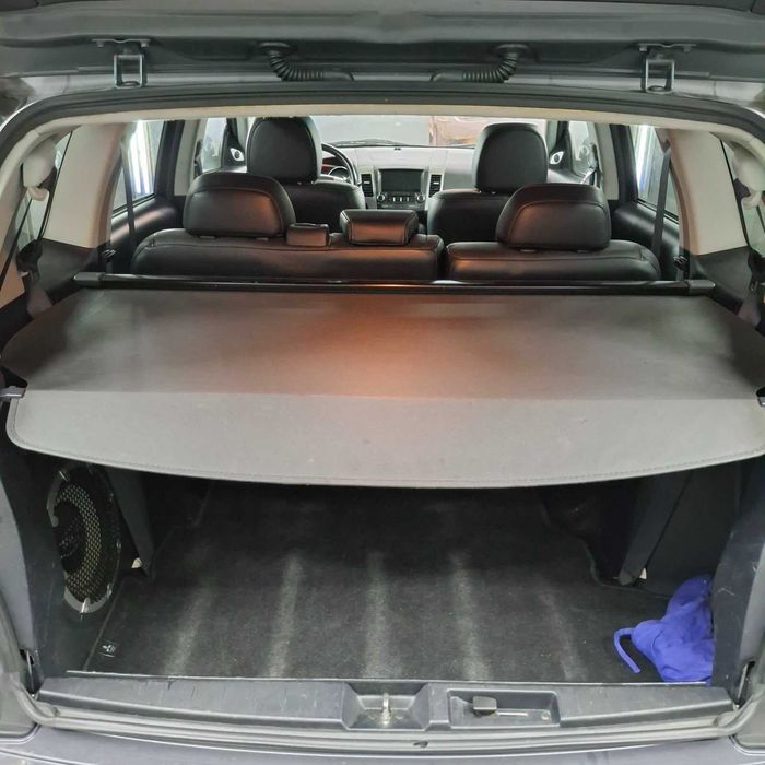 Mitsubishi aoutlander 7 места