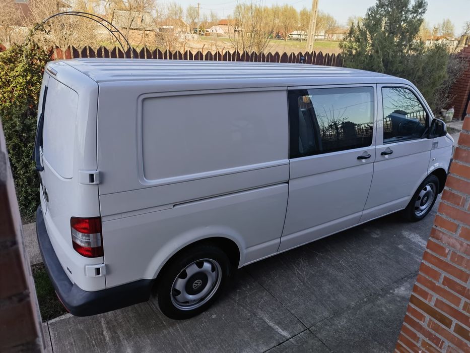 VW T5  Model Mixt 6 Locuri Extra Lung  2014