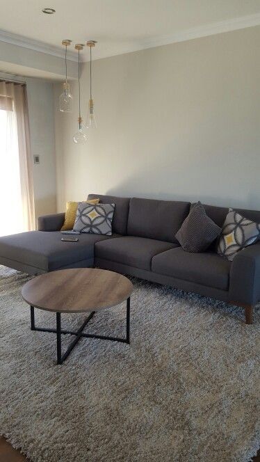 Jurnalniy stolik loft