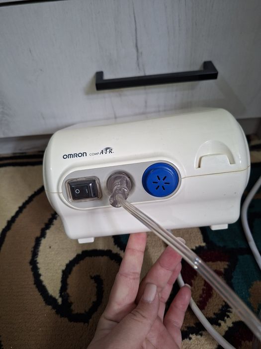 Ингалятор Omron продам