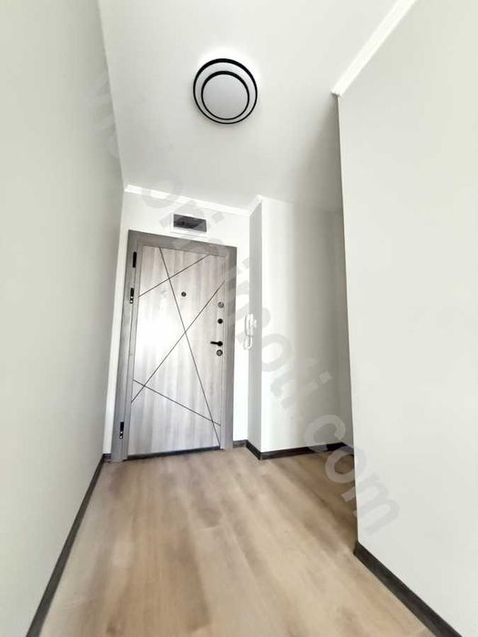 Продава се Двустаен апартамент в Велико Търново, Център - 64 кв.м за 1641 €/кв.м - Снимка #2