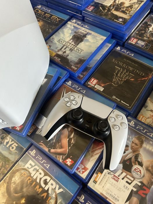 Playstation 5 slim  impecabil accept schimb cu ps 4 playstation