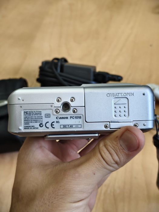 Canon PowerShot s30 мыльница