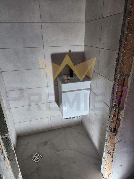 Продава се Тристаен апартамент в Варна, Левски - 108 кв.м за 2436 €/кв.м - Снимка #4