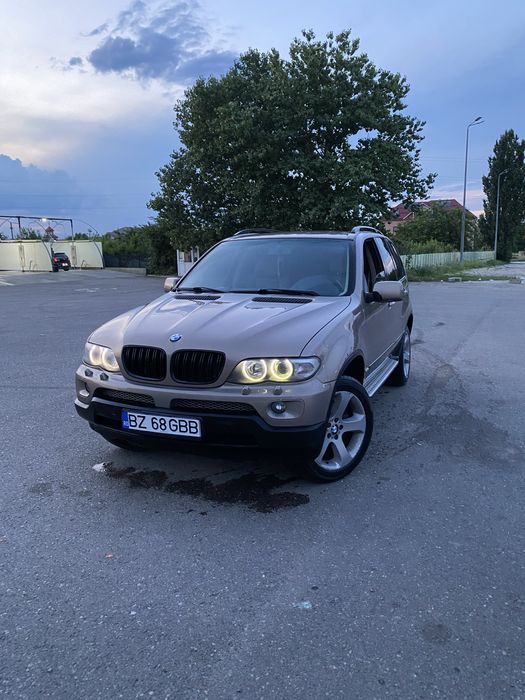 BMW X5 E53.
