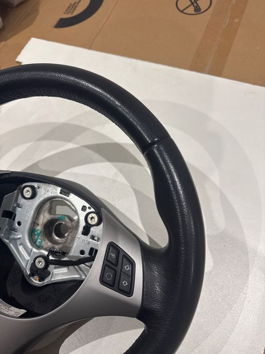 BMW E90/91кожен волан БМВ Е90/91