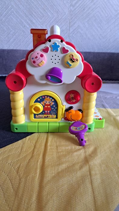 Продам развивающую игрушку